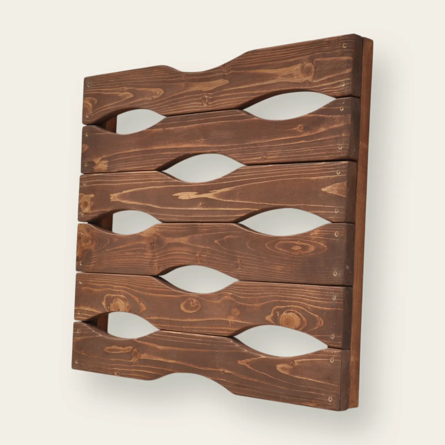Klimwand panelen buiten buitenspeeltoestel — klimopeningen 3 cm dik massief hout, totale diepte 6 cm lijnzaadolie behandeld — Barin Toys