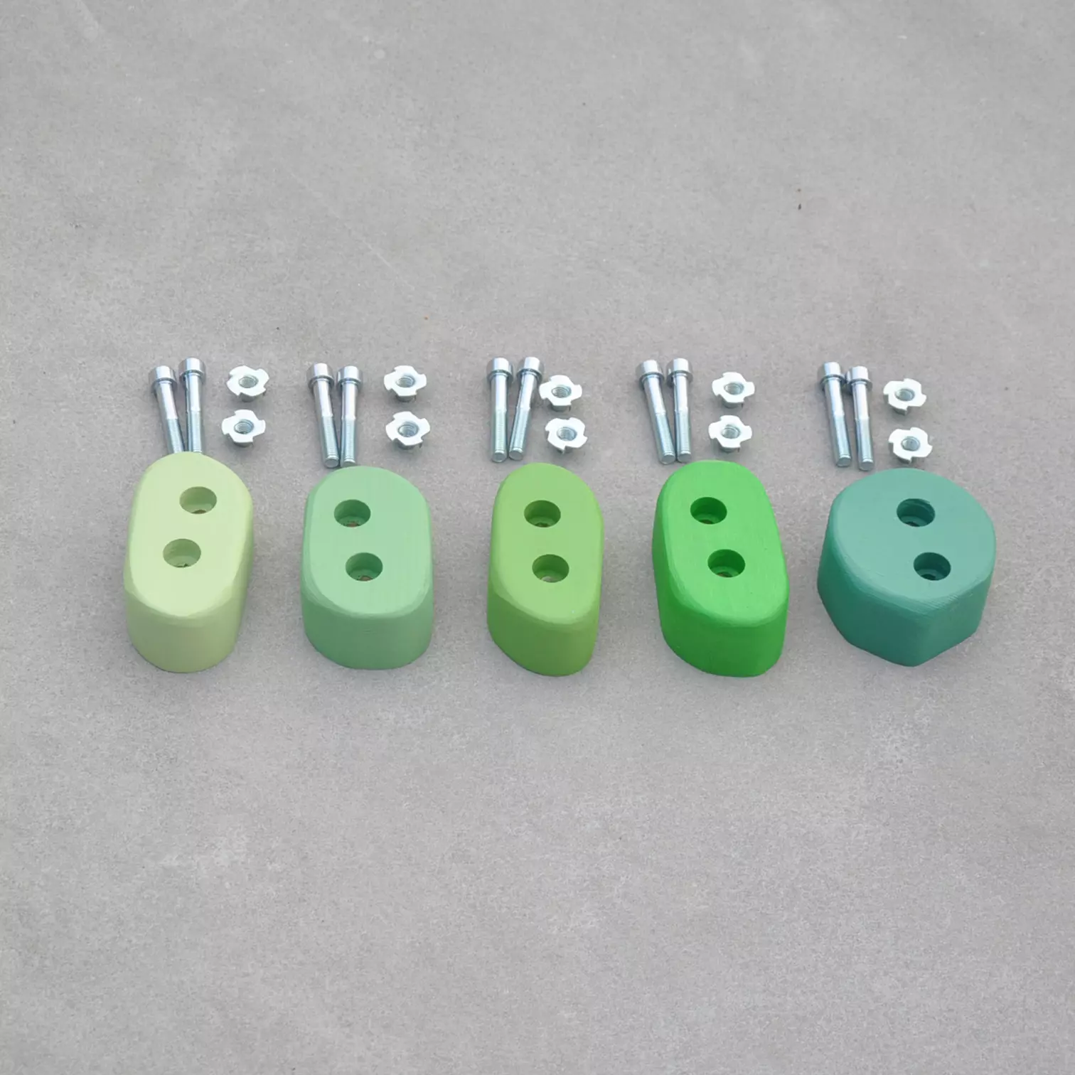 Klimgrepen kind pastel groen hout set — 5 groentinten massief hout naturel Montessori kinderkamer, 2×M10 EN 12572 — Barin Toys