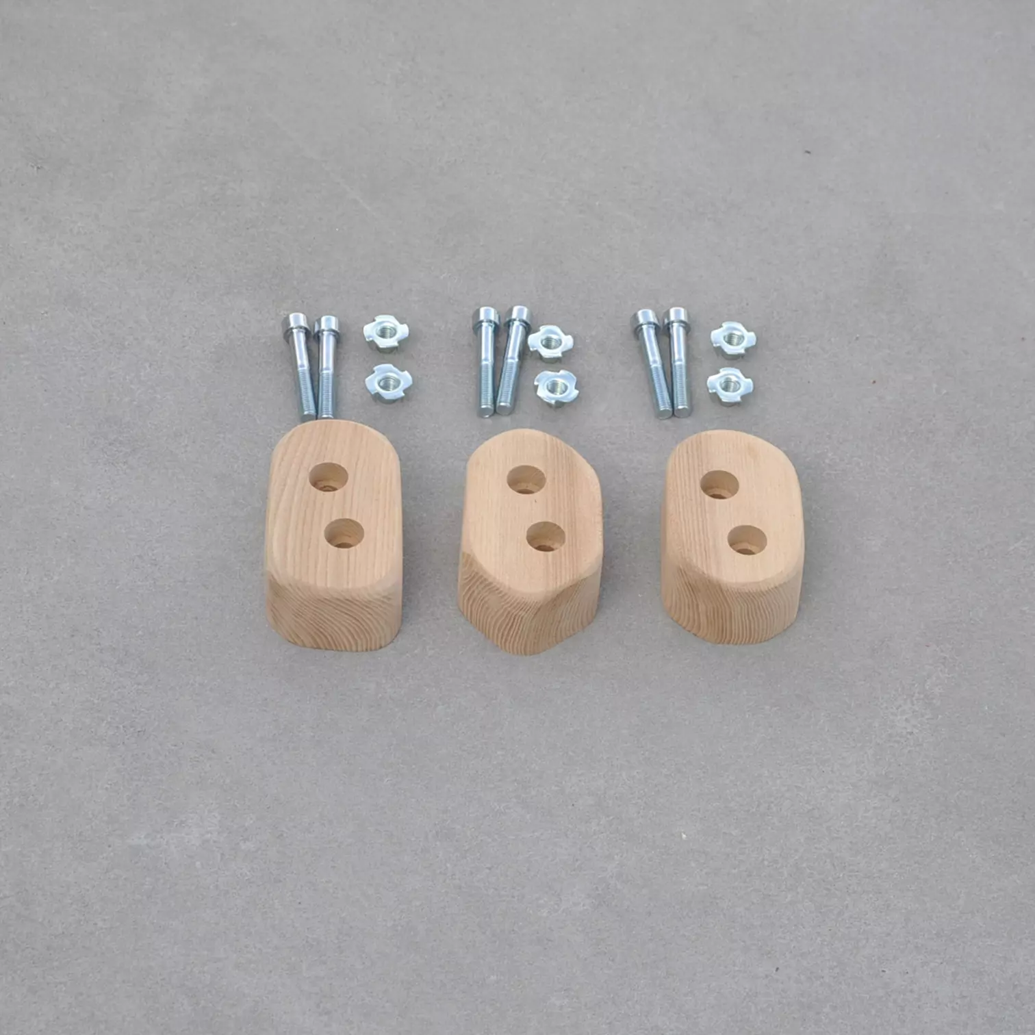 Houten klimgrepen kopen essenhout buiten set — massief hardhout naturel vergrijzend, 2×M10 anti-rotatie EN 12572 — Barin Toys